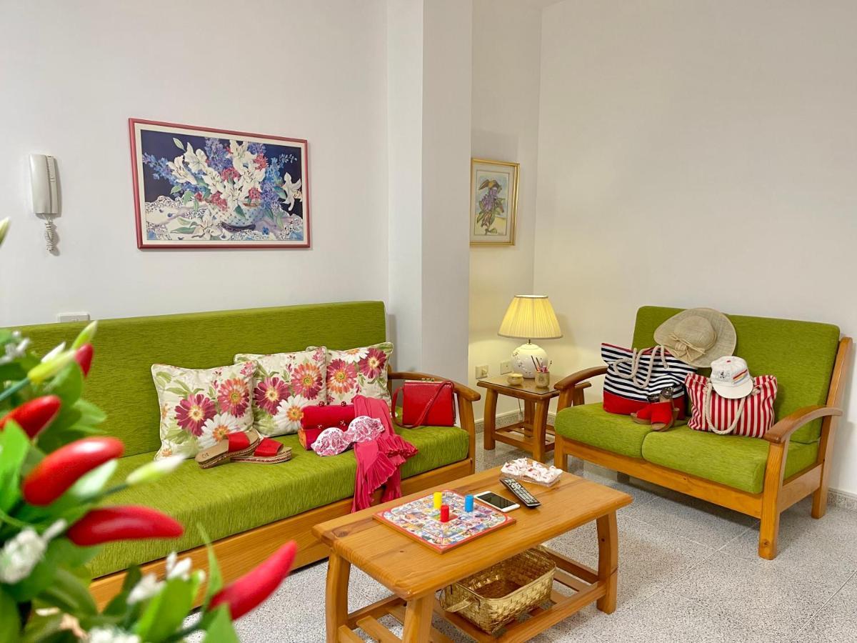 Emycanarias Holiday Homes Vecindario ベシンダーリオ エクステリア 写真