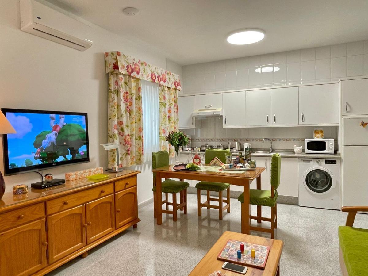 Emycanarias Holiday Homes Vecindario ベシンダーリオ エクステリア 写真