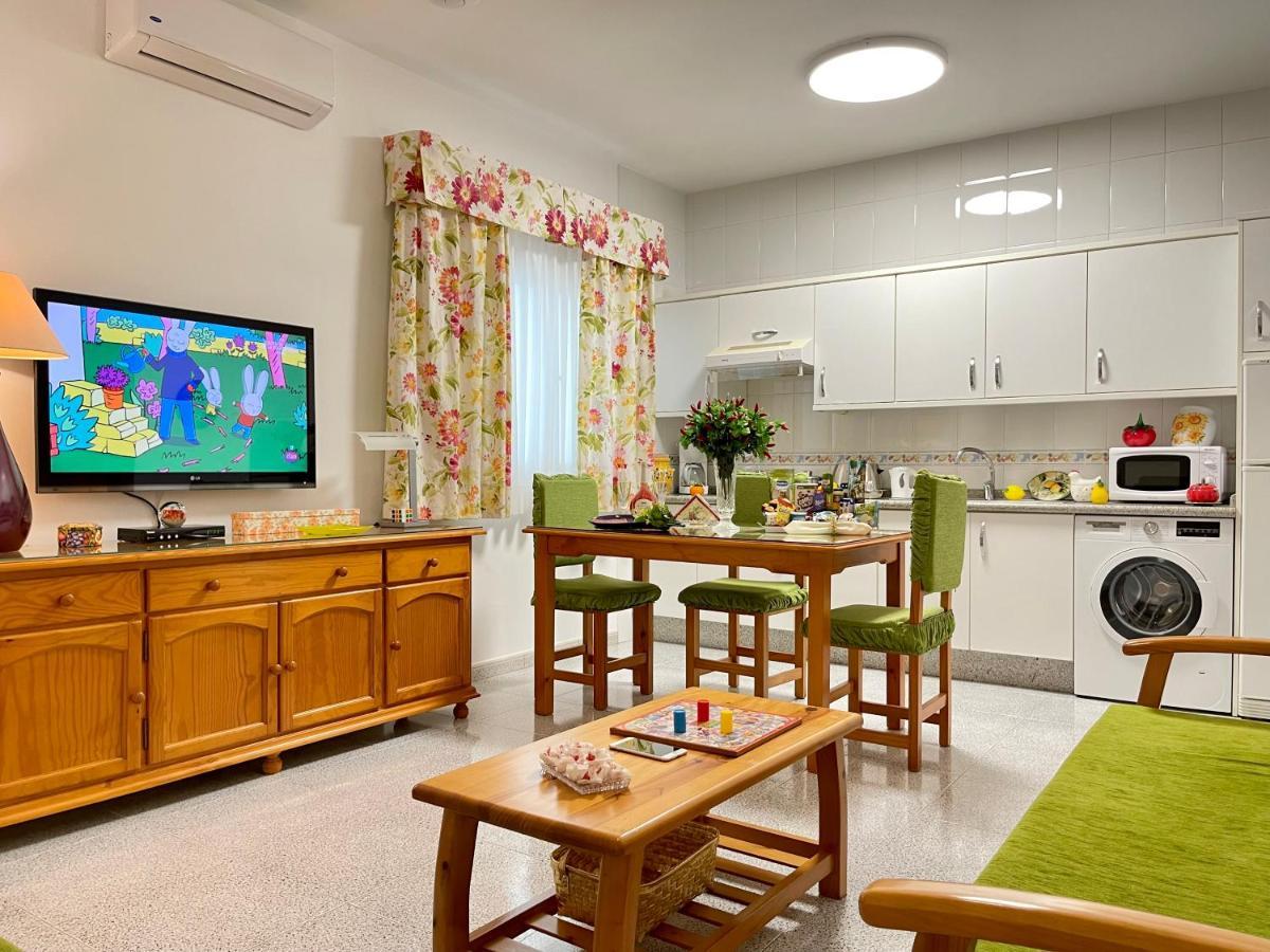 Emycanarias Holiday Homes Vecindario ベシンダーリオ エクステリア 写真