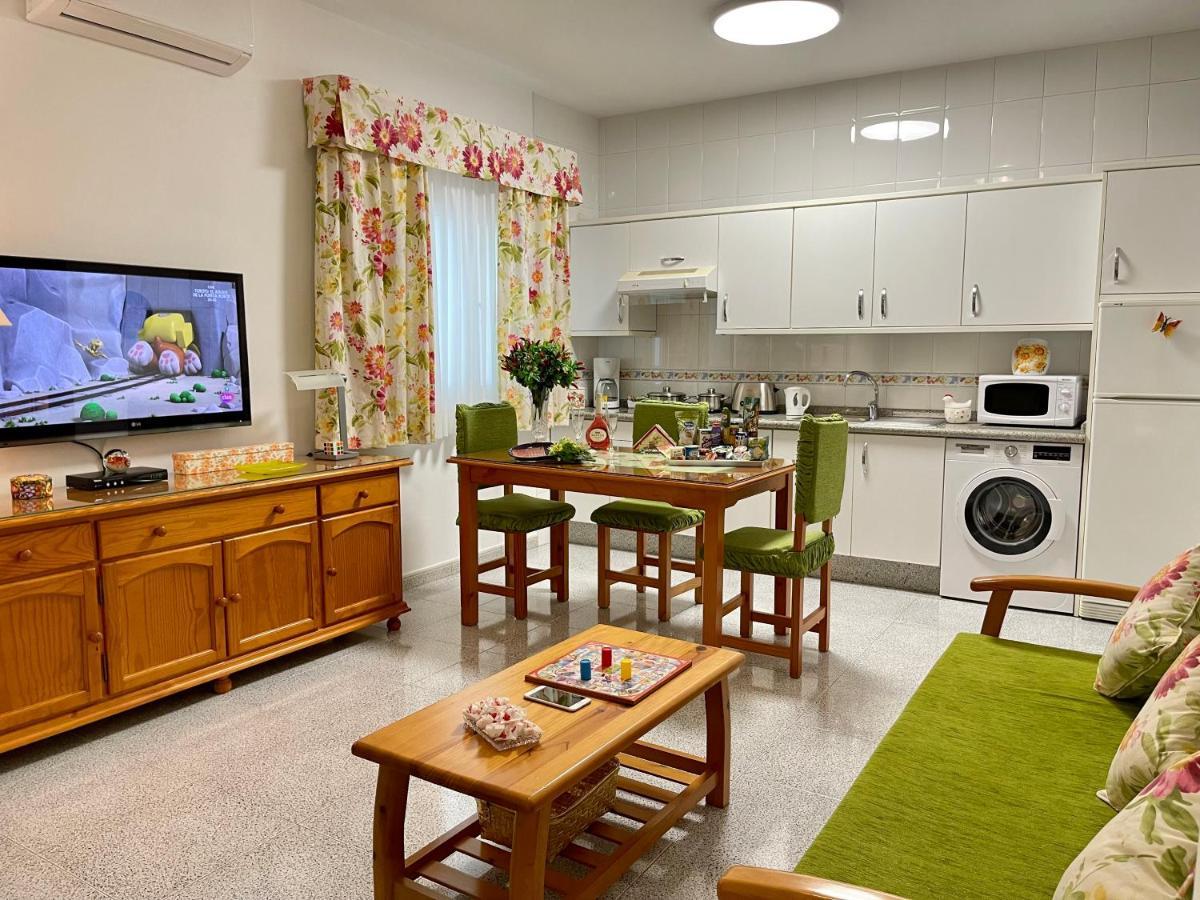 Emycanarias Holiday Homes Vecindario ベシンダーリオ エクステリア 写真