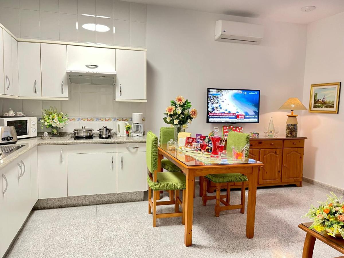 Emycanarias Holiday Homes Vecindario ベシンダーリオ エクステリア 写真