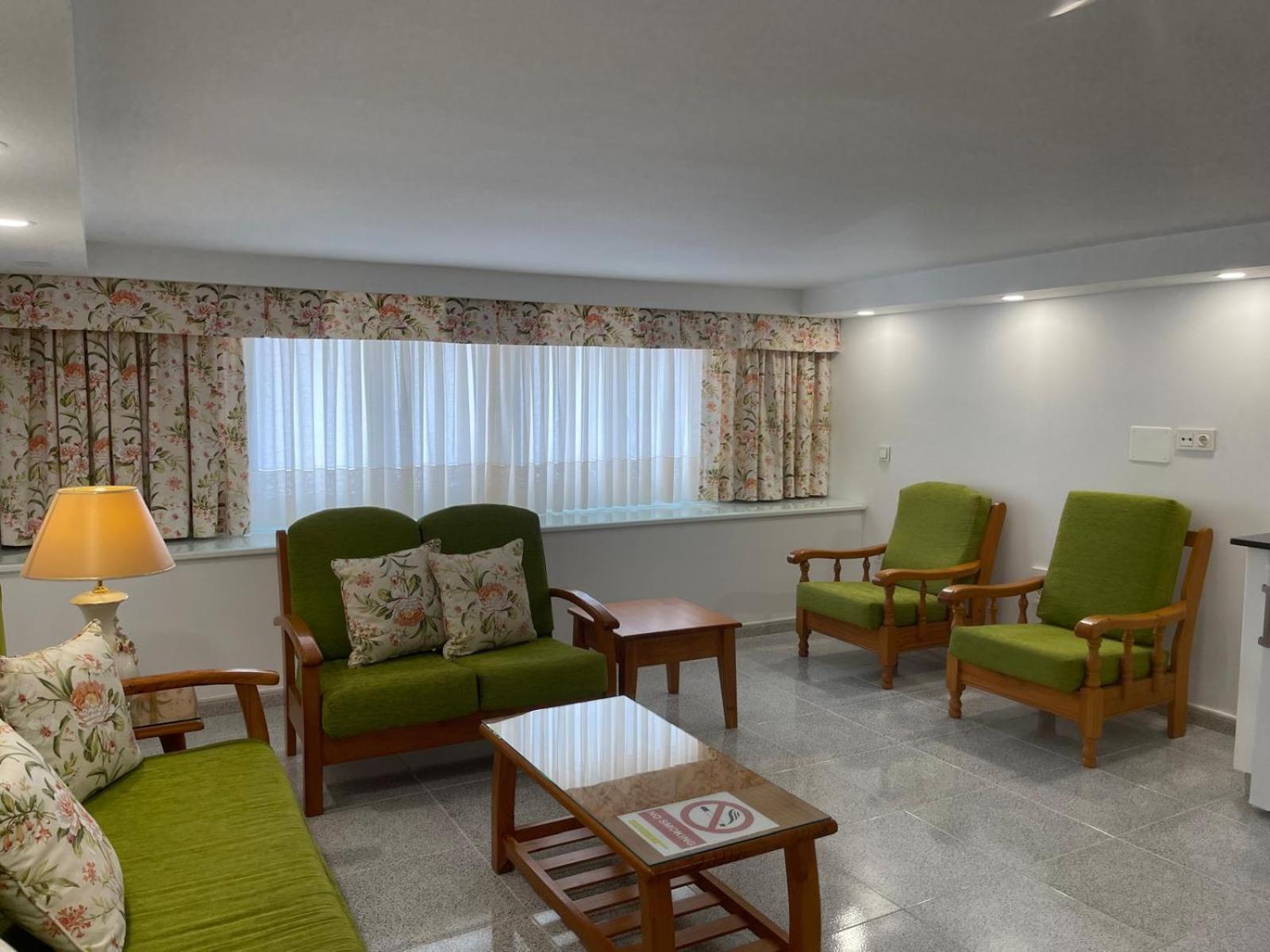 Emycanarias Holiday Homes Vecindario ベシンダーリオ エクステリア 写真