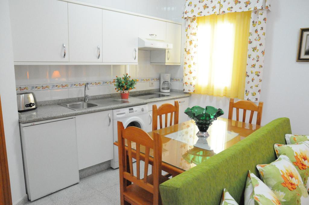Emycanarias Holiday Homes Vecindario ベシンダーリオ 部屋 写真