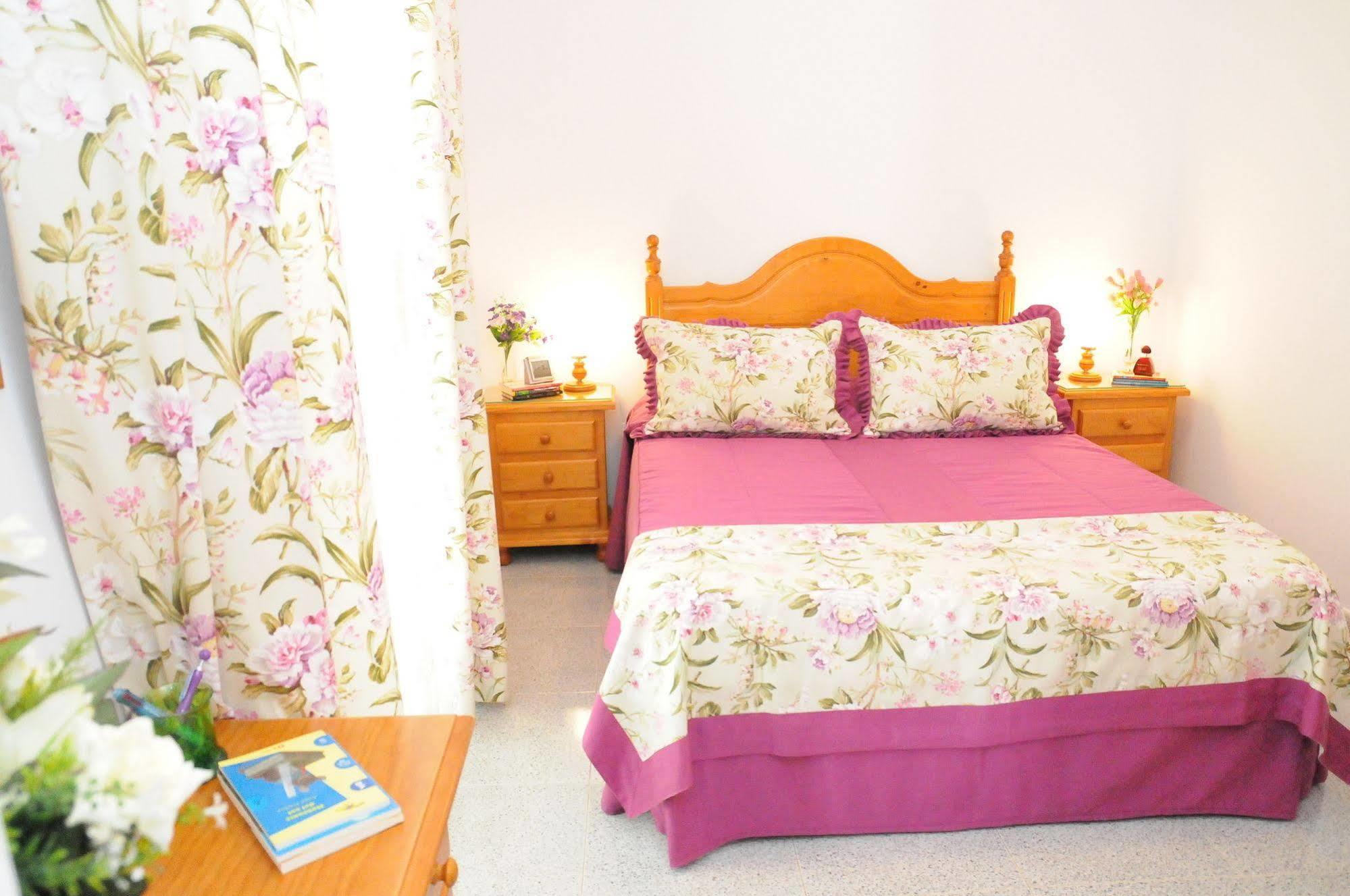 Emycanarias Holiday Homes Vecindario ベシンダーリオ エクステリア 写真